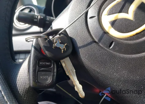 2008 Mazda Mazda3 S Grand Touring z USA, uszkodzony, nr VIN JM1BK323281163220